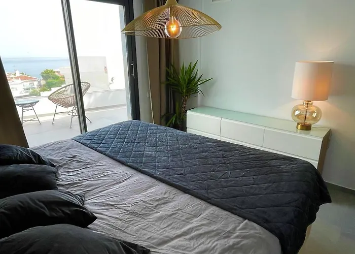 Вилла Colina Del Mar - With Heated Pool & Luxurious View Near The