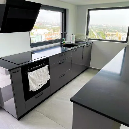 Colina Del Mar - With Heated Pool & Luxurious View Near The فيلة نيرخا