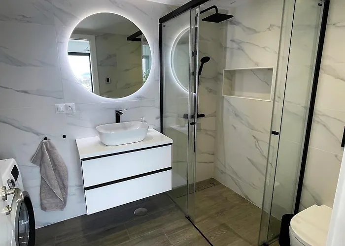 Villa Colina Del Mar - With Heated Pool & Luxurious View Near The Nerja